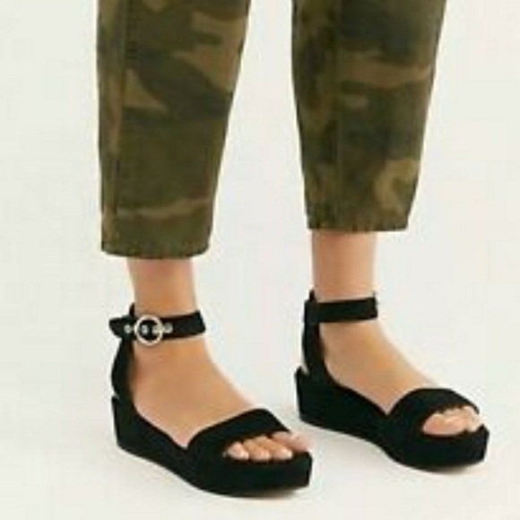 Free People Shoes - Free People Black Platform Ankle-Strap Sandals